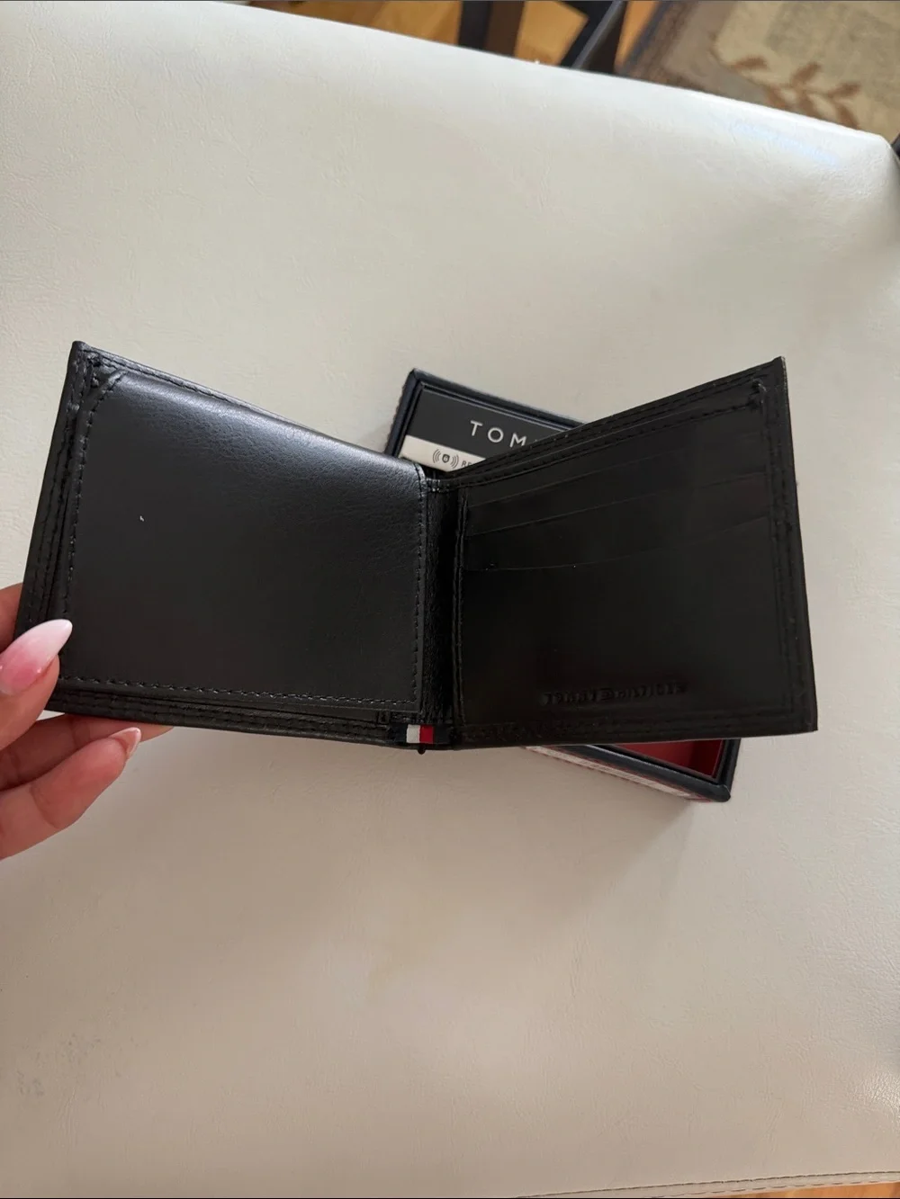 Tommy Hilfiger Black Leather wallet